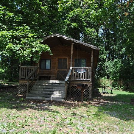 Robin Hill Camping Resort One-Bedroom Cottage 8 Lenhartsville Ngoại thất bức ảnh